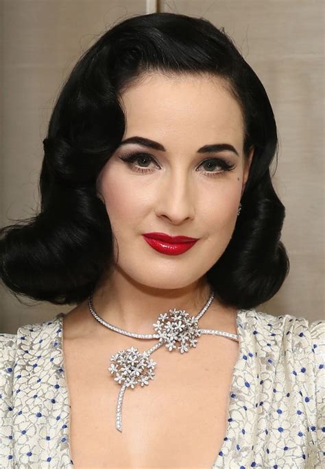 dita von teese hairstyle